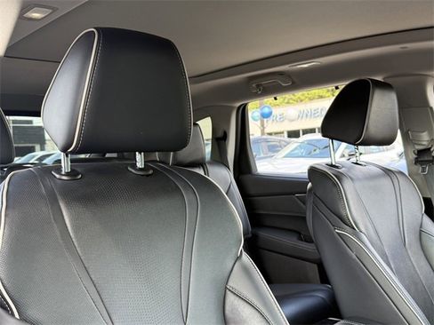 Used 2022 Acura MDX SH-AWD w/ Advance Package image 23