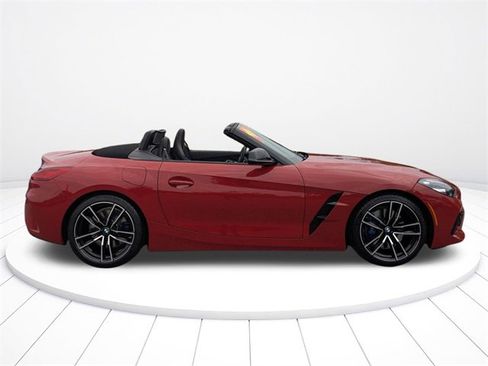 Used 2022 BMW Z4 sDrive30i w/ Premium Package image 11