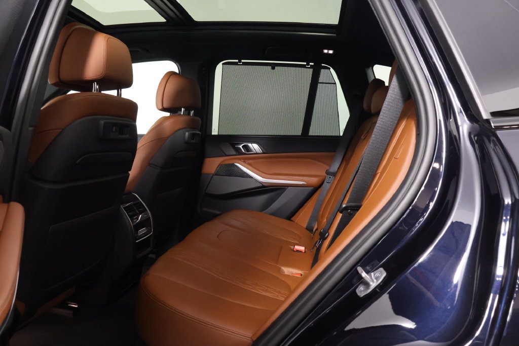 Certified 2023 BMW X5 M50i w/ Executive Package AWD/4WD image 11