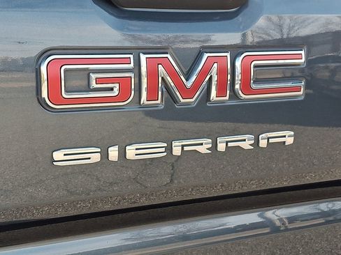 Used 2019 GMC Sierra 1500 SLE w/ SLE Value Package image 31