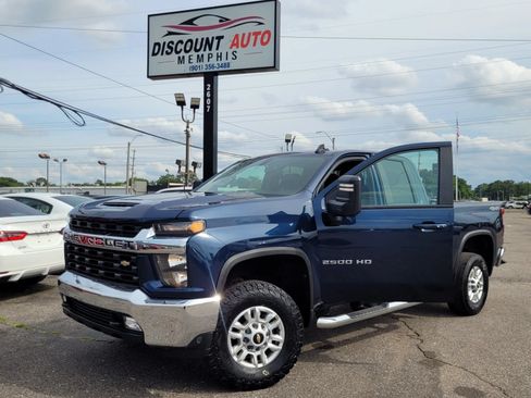 Used 2022 Chevrolet Silverado 2500 LT w/ Convenience Package AWD/4WD image 1