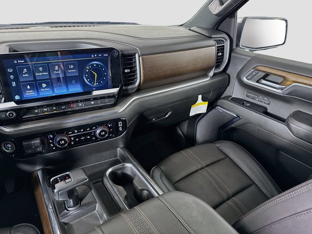 Used 2024 Chevrolet Silverado 1500 High Country w/ Technology Package AWD/4WD image 23