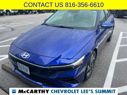 Used 2024 Hyundai Elantra SEL w/ Convenience Package