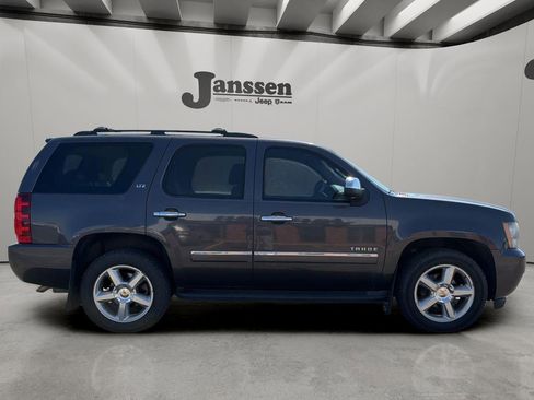Used 2011 Chevrolet Tahoe LTZ AWD/4WD image 5