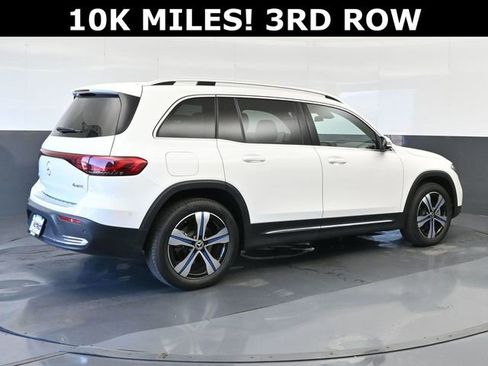 Used 2023 Mercedes-Benz EQB 300 4MATIC image 3