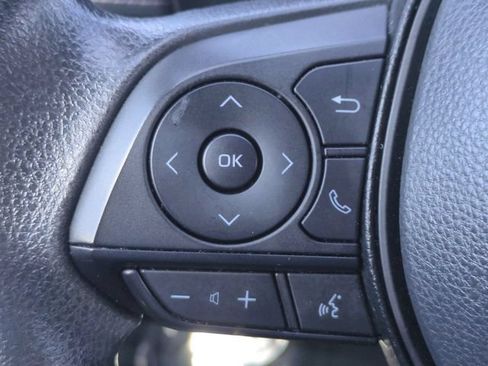 Used 2024 Toyota RAV4 XLE FWD image 15