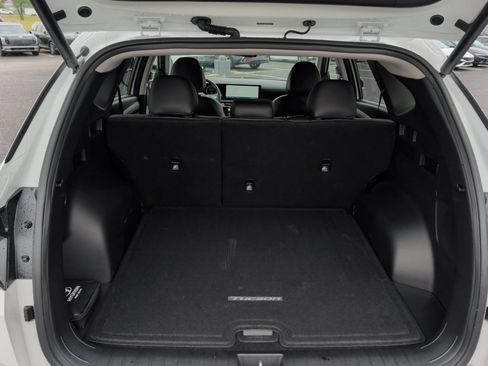Certified 2025 Hyundai Tucson Limited AWD/4WD image 15