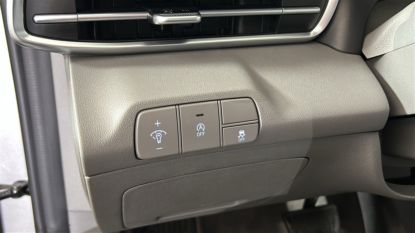 Certified 2024 Hyundai Elantra SE FWD image 25