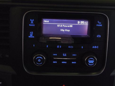 Used 2019 RAM 1500 Express AWD/4WD image 25