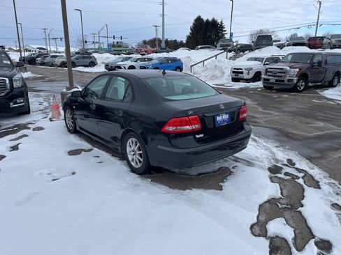 Used 2004 Saab 9-3 Arc image 4