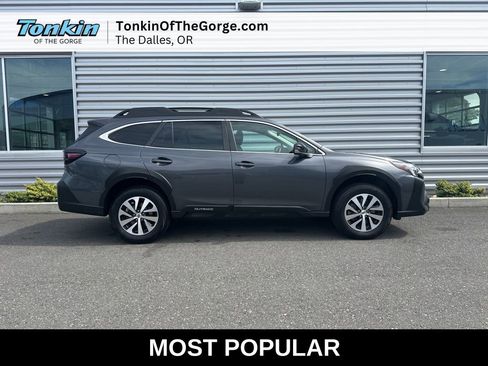 Used 2025 Subaru Outback Premium w/ Popular Package #1A AWD/4WD image 2