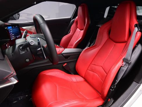 Used 2023 Chevrolet Corvette Stingray Preferred Cpe w/ Z51 Performance Package RWD image 9