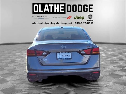 Used 2024 Nissan Altima 2.5 SR image 26