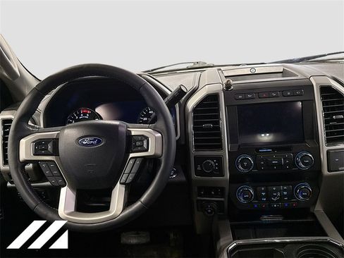Used 2021 Ford F250 Lariat image 25