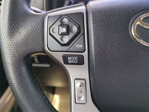 Used 2017 Toyota 4Runner SR5 image 30