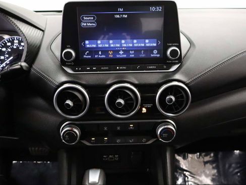 Used 2023 Nissan Sentra SV image 10