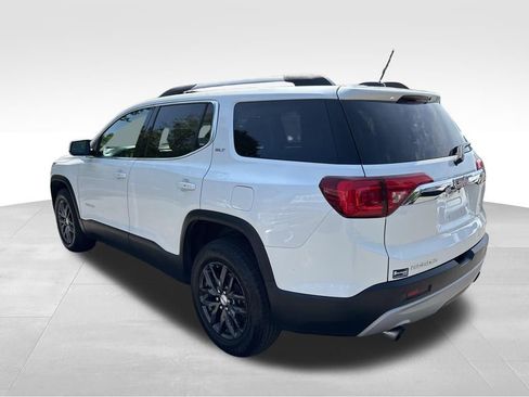 Used 2018 GMC Acadia SLT FWD image 3