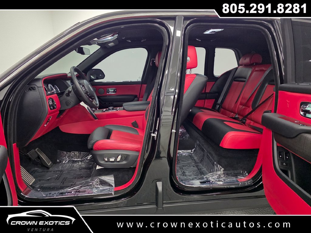 Used 2022 Rolls-Royce Cullinan w/ Interior Detailing Package AWD/4WD image 27