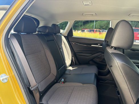 Used 2024 Kia Seltos S FWD image 16