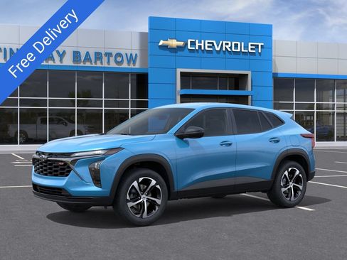 New 2026 Chevrolet Trax RS w/ Driver Confidence Package FWD image 2
