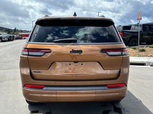 New 2026 Jeep Grand Cherokee L Limited AWD/4WD image 4