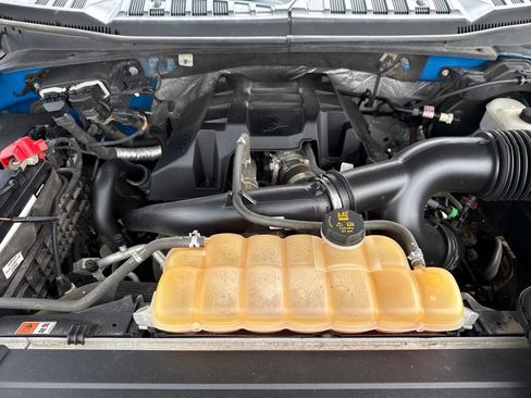 Used 2016 Ford F150 XL w/ Equipment Group 101A Mid AWD/4WD image 42