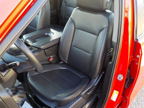 Used 2021 Chevrolet Silverado 1500 W/T w/ Z71 Off-Road Package image 13