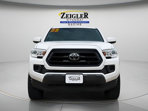 Used 2023 Toyota Tacoma SR AWD/4WD image 2