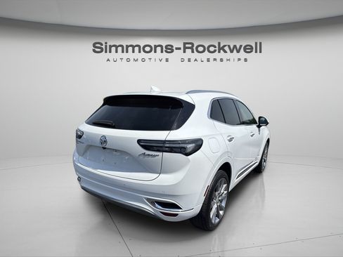 Used 2021 Buick Envision Avenir w/ Technology Package II AWD/4WD image 5