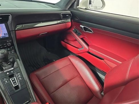 Used 2018 Porsche 911 Carrera GTS image 23