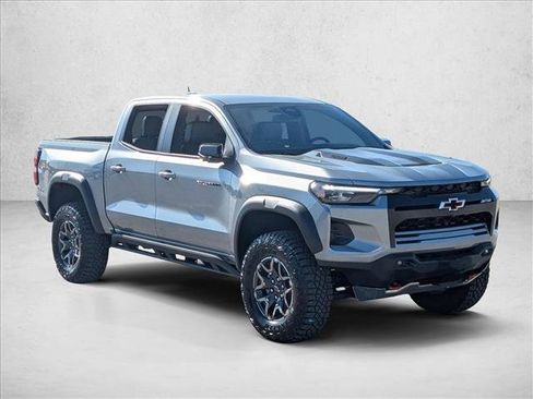 New 2026 Chevrolet Colorado ZR2 w/ Technology Package AWD/4WD image 5