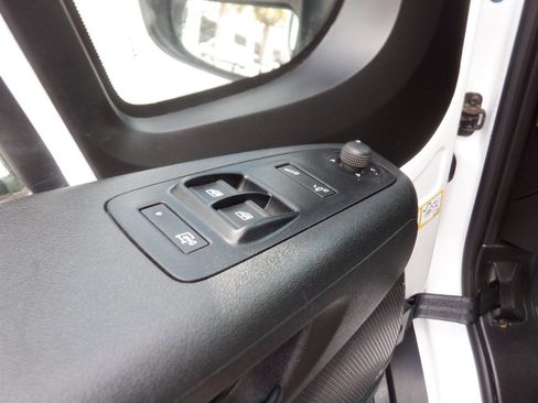 Used 2025 RAM ProMaster 3500 w/ Convenience Group FWD image 13