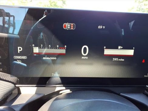 New 2026 Nissan Kicks SR w/ SR Premium Package FWD image 12