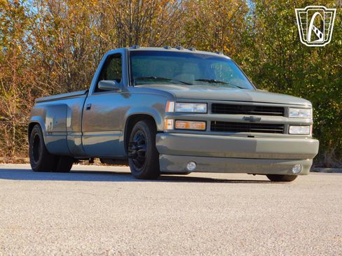 Used 1989 Chevrolet Silverado 3500 2WD Regular Cab image 38