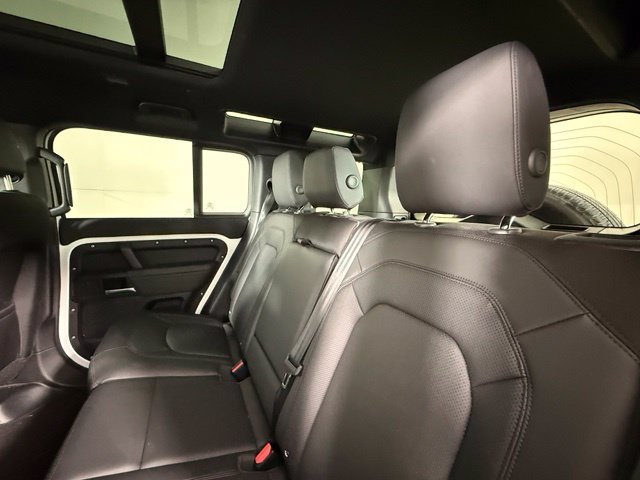 Certified 2025 Land Rover Defender 110 S AWD/4WD image 23