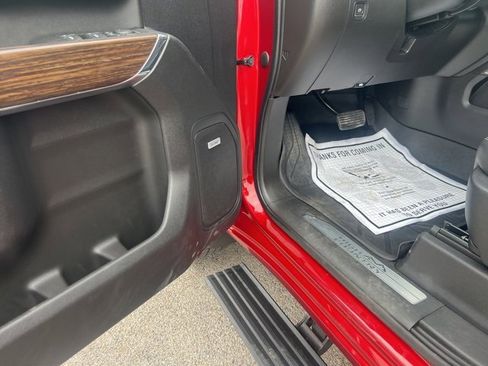 Used 2023 Chevrolet Silverado 2500 High Country image 15