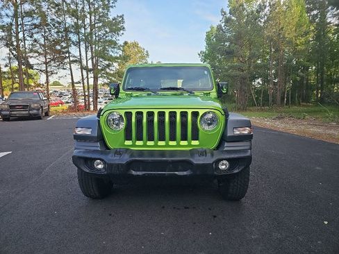 Used 2019 Jeep Wrangler Unlimited Sport S AWD/4WD image 2