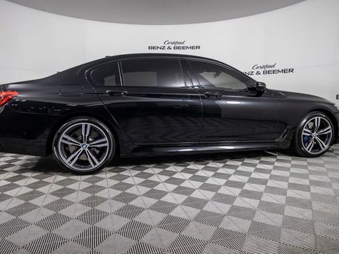 Used 2017 BMW 750i RWD image 5