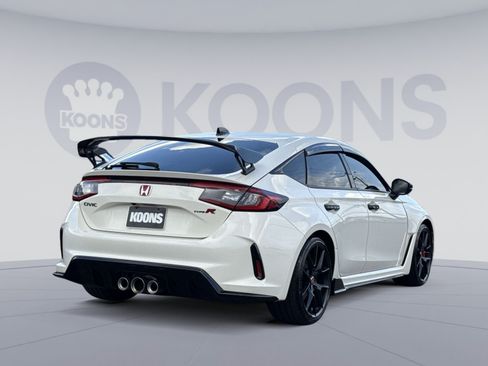 Used 2023 Honda Civic Type R image 7