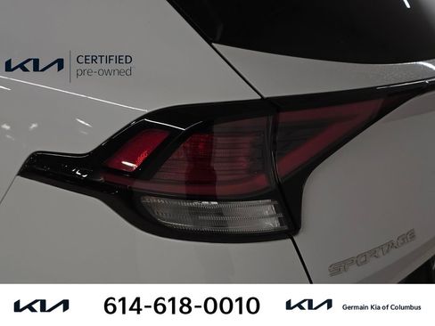 Certified 2023 Kia Sportage SX AWD/4WD image 16