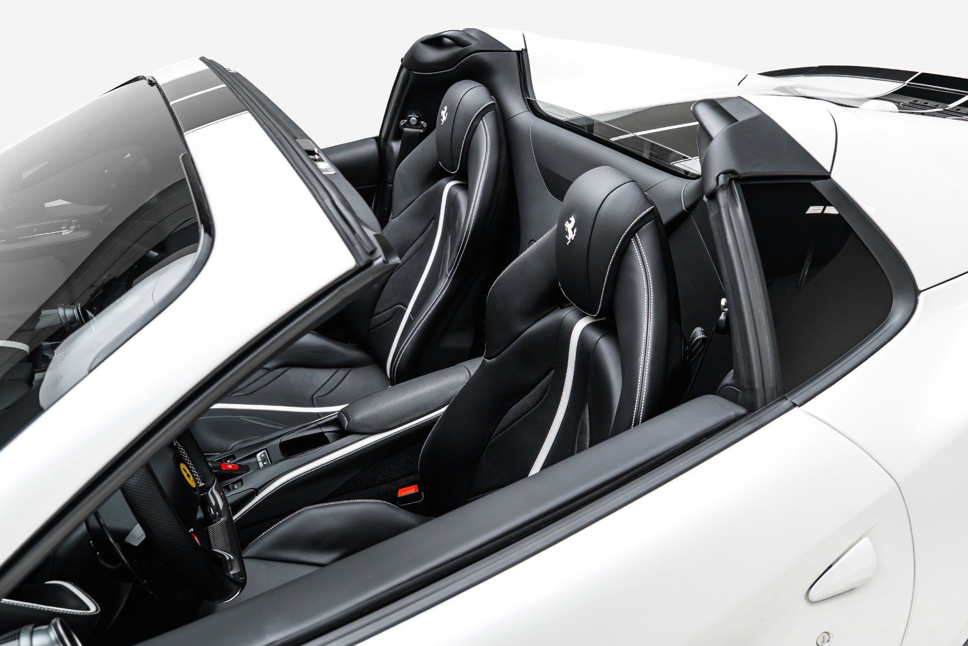 Used 2022 Ferrari 812 GTS RWD image 36
