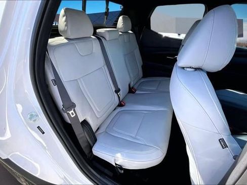 New 2026 Hyundai Santa Cruz SEL FWD image 9