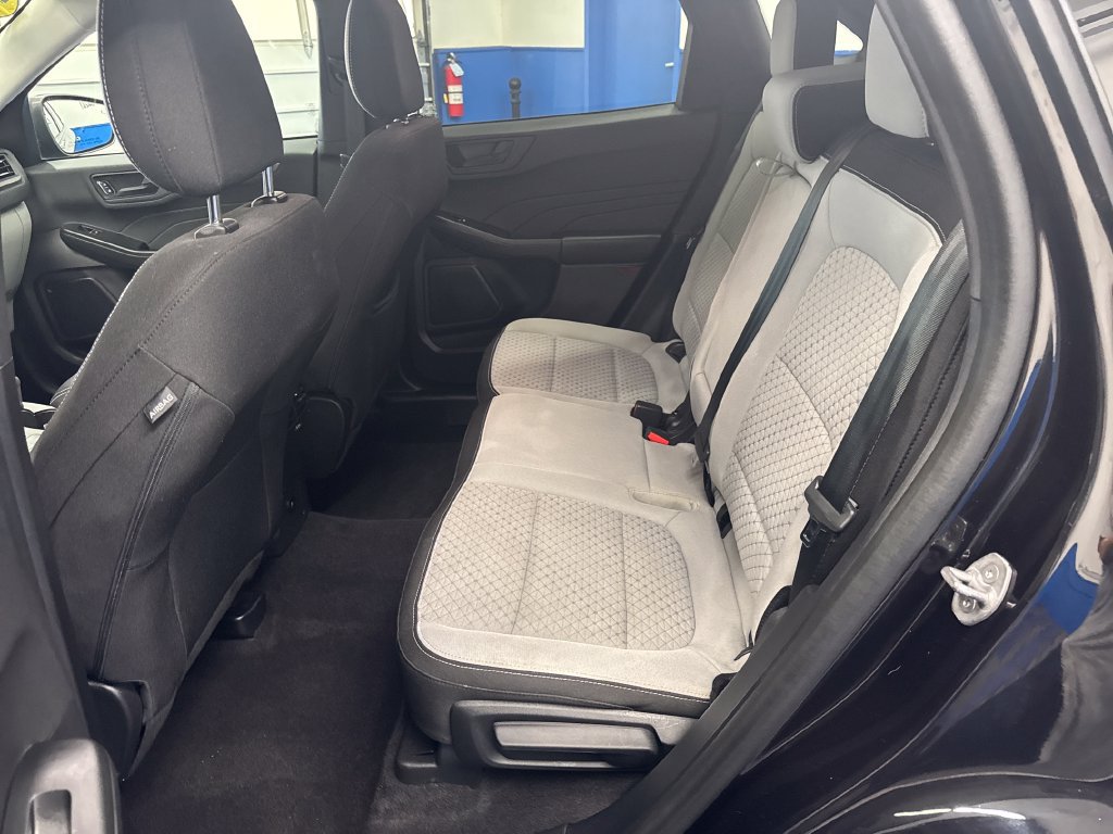 Used 2023 Ford Escape Active AWD/4WD image 26