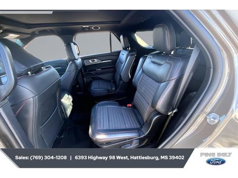 New 2026 Ford Explorer ST-Line AWD/4WD image 19