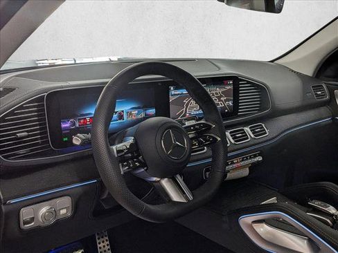 New 2026 Mercedes-Benz GLS 450 4MATIC image 3