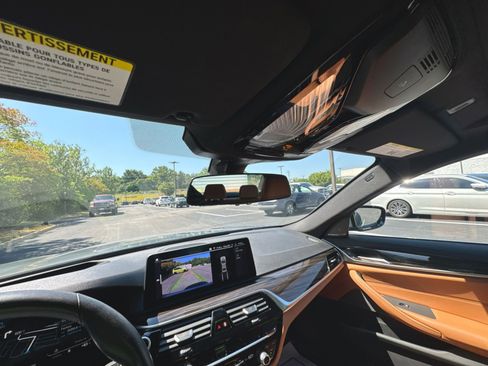 Used 2023 BMW 530e xDrive w/ Premium Package AWD/4WD image 15
