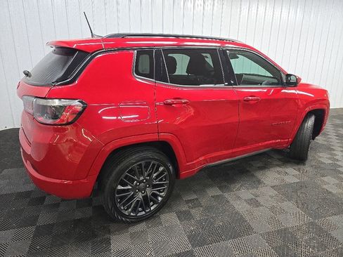 Used 2022 Jeep Compass Limited AWD/4WD image 3