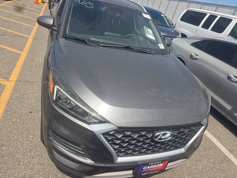 Used 2020 Hyundai Tucson SEL FWD image 2