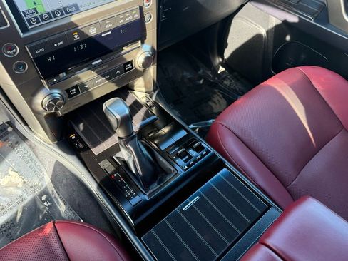 Used 2020 Lexus GX 460 Premium image 13
