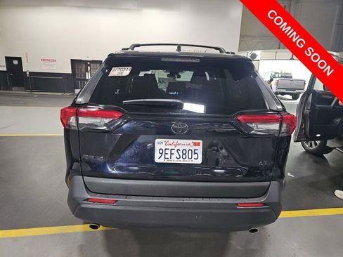 Used 2019 Toyota RAV4 LE w/ Carpet Mat Package FWD image 14